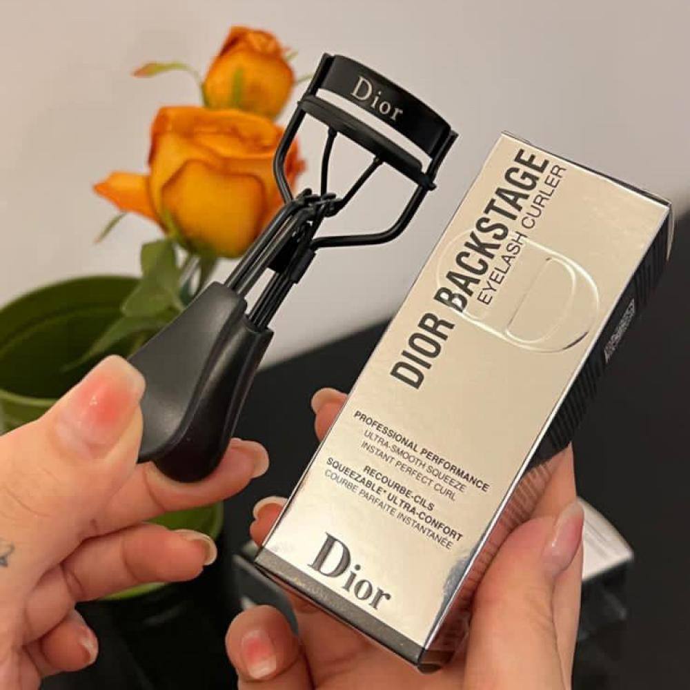 Dior Backstage Eyelash Curler (1)